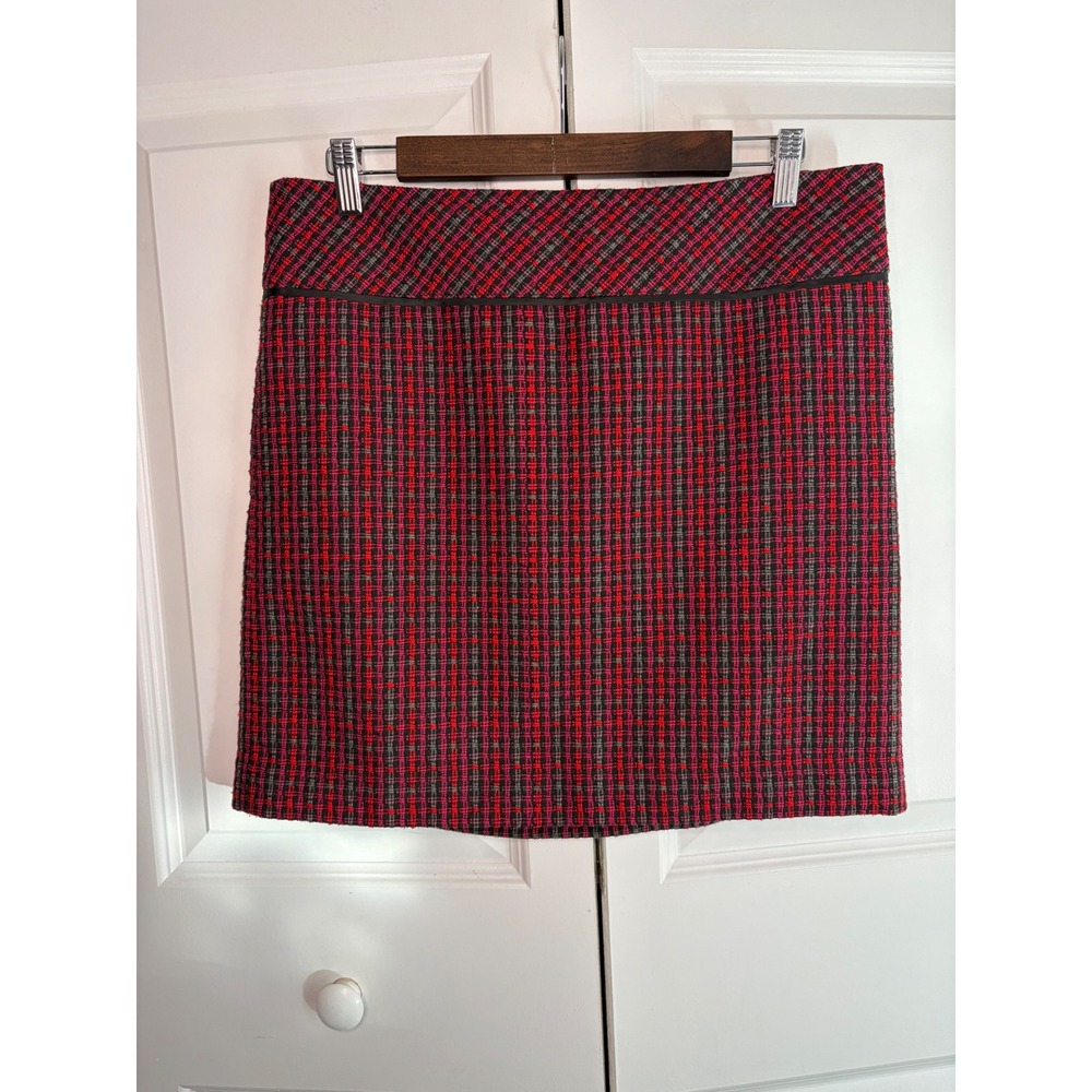 Ann Taylor LOFT Red Black Plaid Tweed Mini Skirt Grosgrain Trim Wool Blend Sz 8